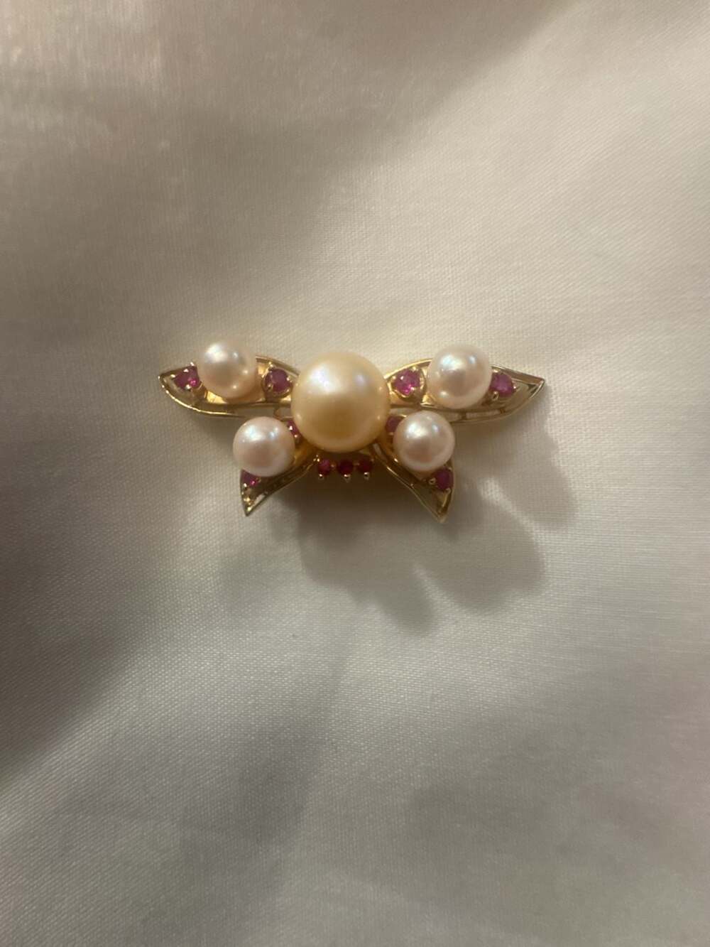 Vintage 14K Yellow Gold Butterfly Brooch with Cultured Pearls and Rubies